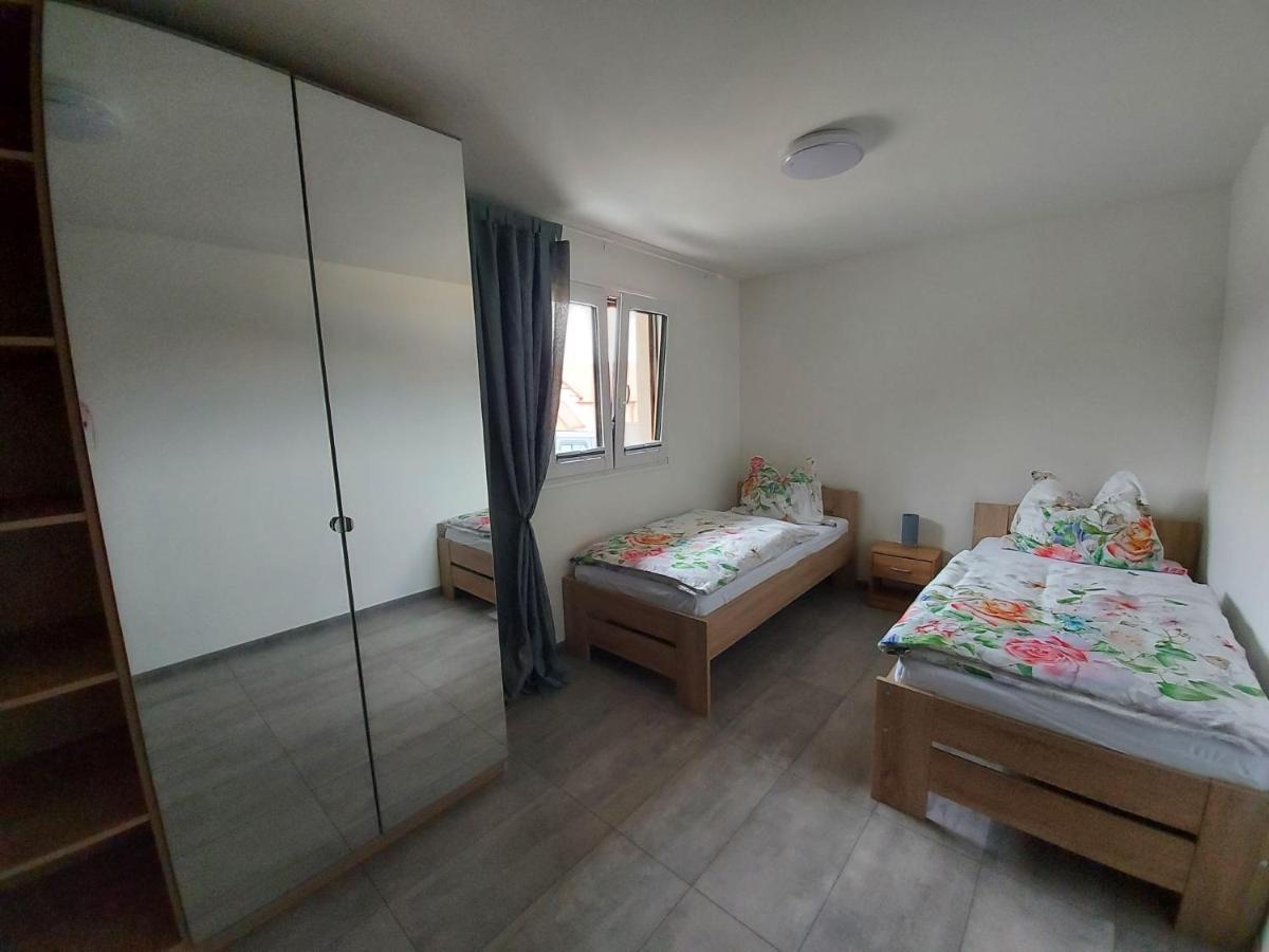 Villa - Veri 1 *